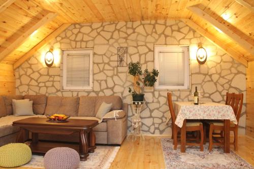 House Sandra - main image