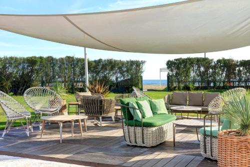 Adriatic Palace Hotel - image 9