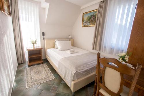Hotel Penzion Jagodic - image 12