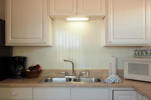 Beach Place Guesthouses in Cocoa Beach, USA
