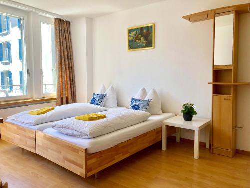Central Beauty Scenery Apartment Room Type - Studio Apartment