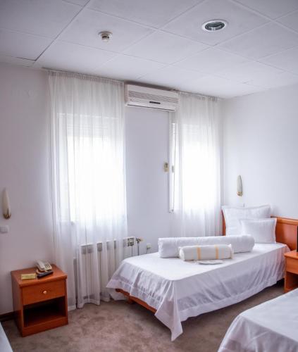 Hotel Integra - image 14
