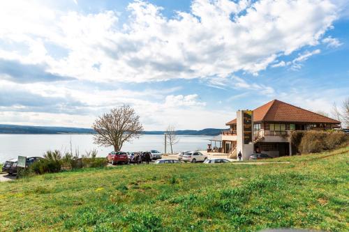 Appart'Hôtel Les Lofts du Grand Lac de Lozère - Accommodation - Langogne