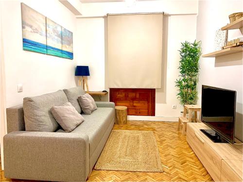  Nika House in Toledo