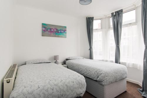 Charming Ground Floor Apartment In Pontcanna!, , South Wales