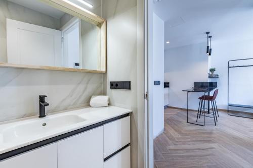 GOERLICH SUITES VALENCIA - image 10