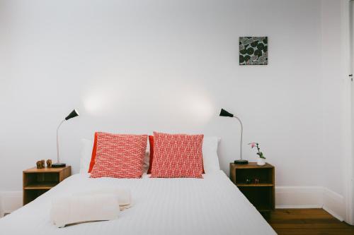Coastal Penthouse at Coogee Beach - image 3