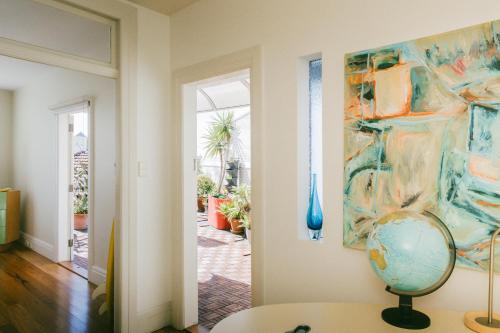 Coastal Penthouse at Coogee Beach - image 2
