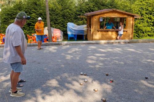 Camping Le Verger Fleuri photo 22