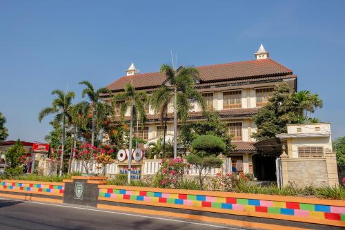 Super OYO 1803 Hotel Sarangan Permai