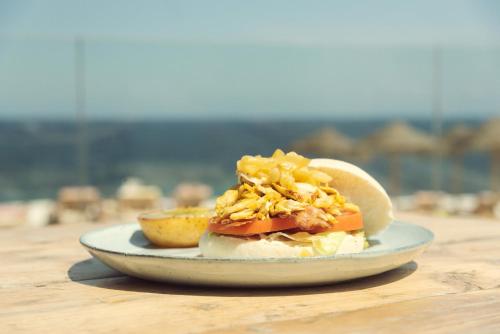 ICON Valparaiso by Petit Palace - Adults Only - image 8