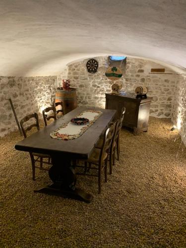 Maison Chaleureuse et de caractère à Thuret gîte à louer Chappes