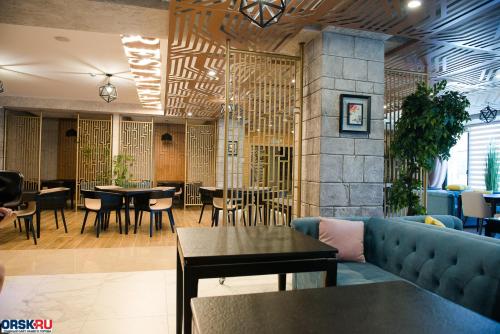 Hotel Yubileiniy - image 2