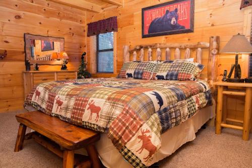 Cub Creek Lodge cabin - image 7