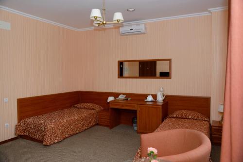 Hotel Yubileiniy - image 14