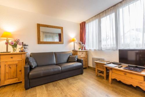 Apartment Mummery 1 - main image