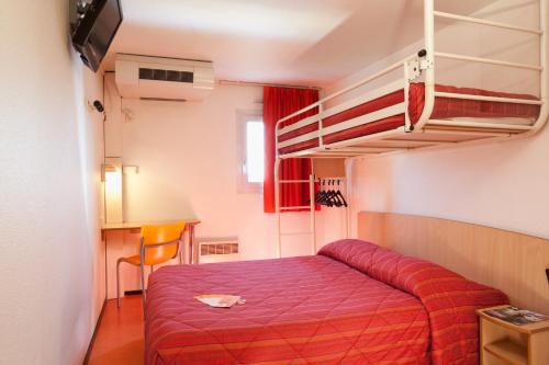 1 queen bed