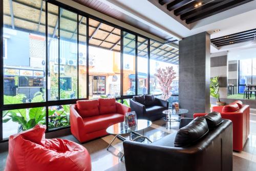 Lobby, 77 Bangla Hotel in Phuket