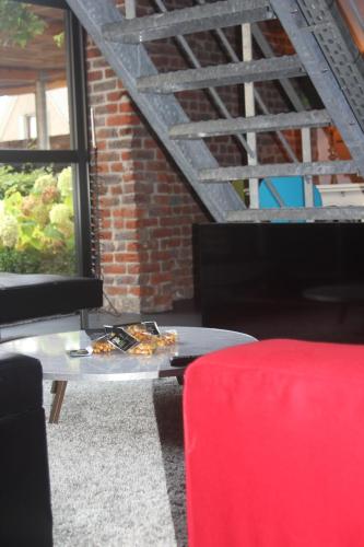 Loft ça suffit Eddy! - image 3
