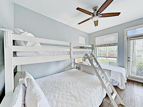New Listing! Lakeside Duplex with Pool Near Beach home - image 8