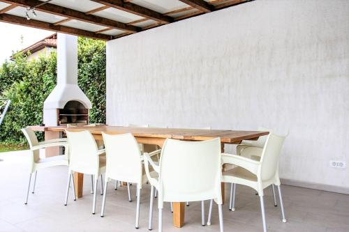 Apart Residence Leko - image 3