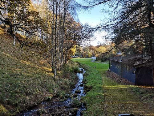 Loch Monzievaird Chalets