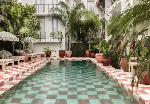 227299901 Hotel Panamera