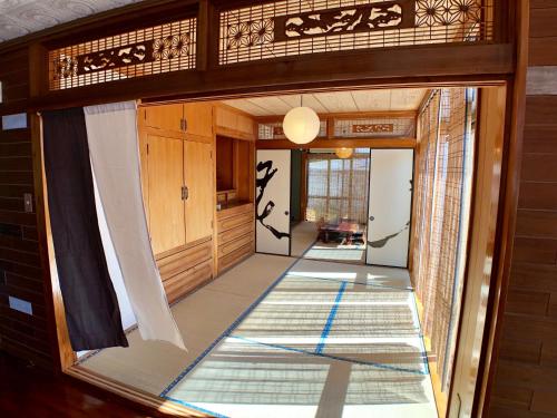 沖縄の自然と文化を体験できるゲストハウス一番座