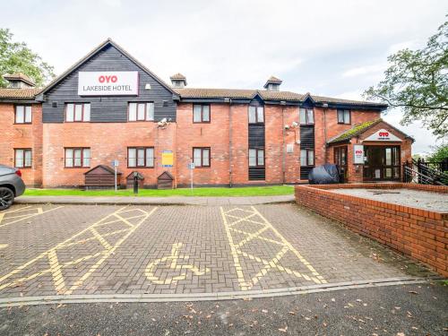 Oyo Lakeside Haydock Hotel, St Helens, , Merseyside