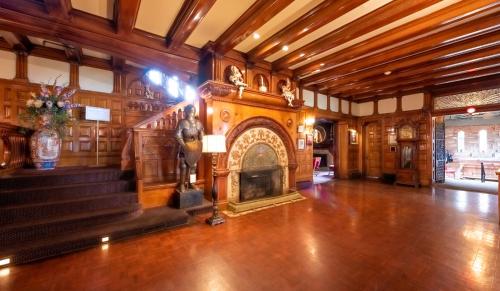 Vinifera Inn in Geneva, USA