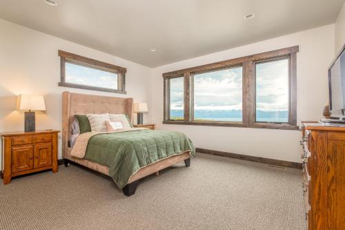 Peaceful Bay Getaway - main image