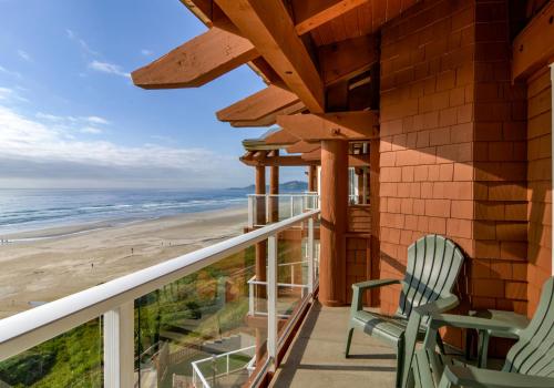 Hallmark Resort - Newport 2