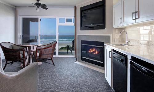 Hallmark Resort - Newport 4