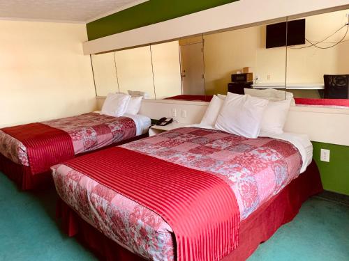 Queen Room with Two Queen Beds