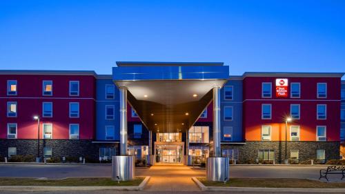 Best Western Plus Airport Inn & Suites