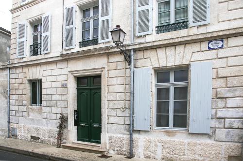 Appart'Hôtel - VILLA CÔTÉ PLATEAU - Hyper Centre - 3 Étoiles Certifiées- - 숙소 외관