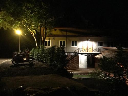 A szálláshely kívülről, HomeHostel in Koh Chang Tai