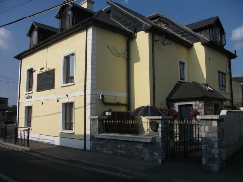 . Clare Street B&B