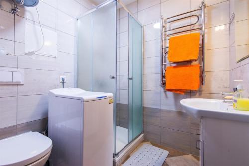 Apartment Zolotaya Gorka 13