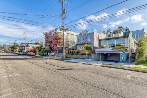 Emerald City Gem - image 4