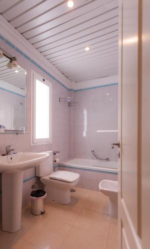 Apartamentos Marina Turquesa - image 14