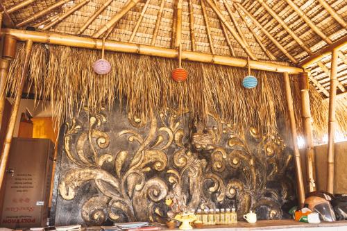 BALI BAMBOO JUNGLE HUTS AND HOSTEL