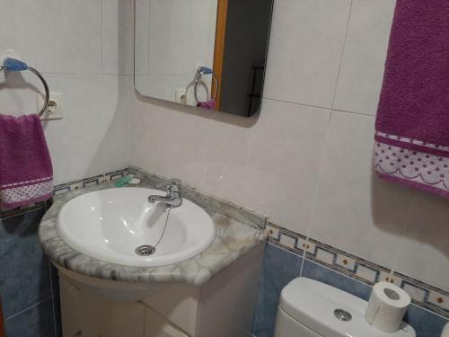 A-HOTEL.com - Calle Quevedo, 27 Apartamento. Feria, Apartment, Albacete,  Spain - price, reviews, booking, contact