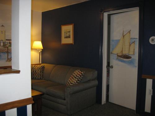 Boyne City Motel - image 8