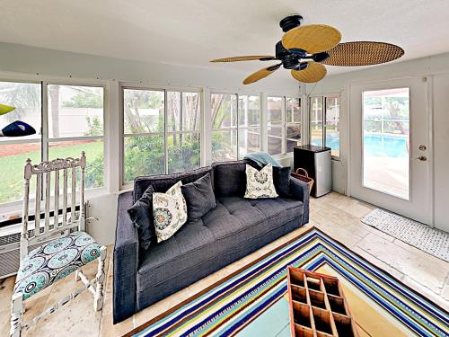 New Listing! Charming Getaway with Screened Pool home - image 8