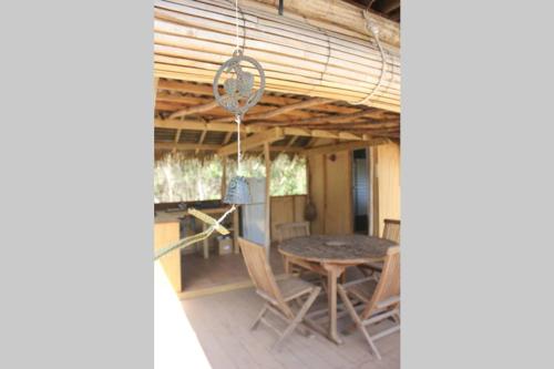 La Case, un espace qui invite à l'essentiel ! (La Case, un espace qui invite a l'essentiel !) in Païta