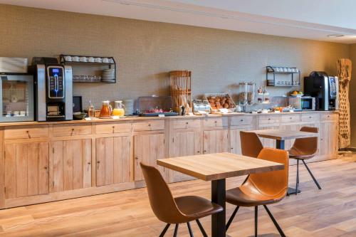 Sure Hotel by Best Western Arras Nord - image 9