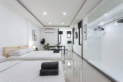 P4 Silom Large 2beds full kitchen WIFI 4-6pax, Bangkok