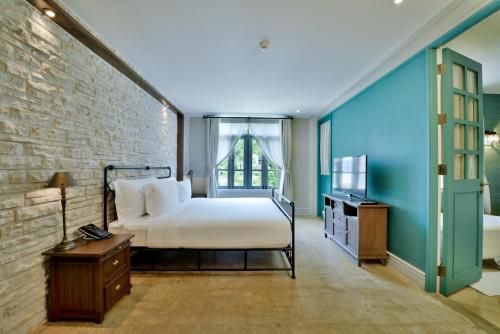 room detail thumbnail 0