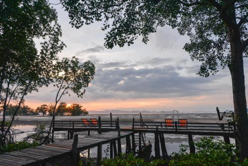 View, The Bananas Bungalow in Ban Tha Len